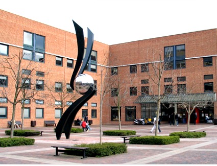 卡迪夫大學校景